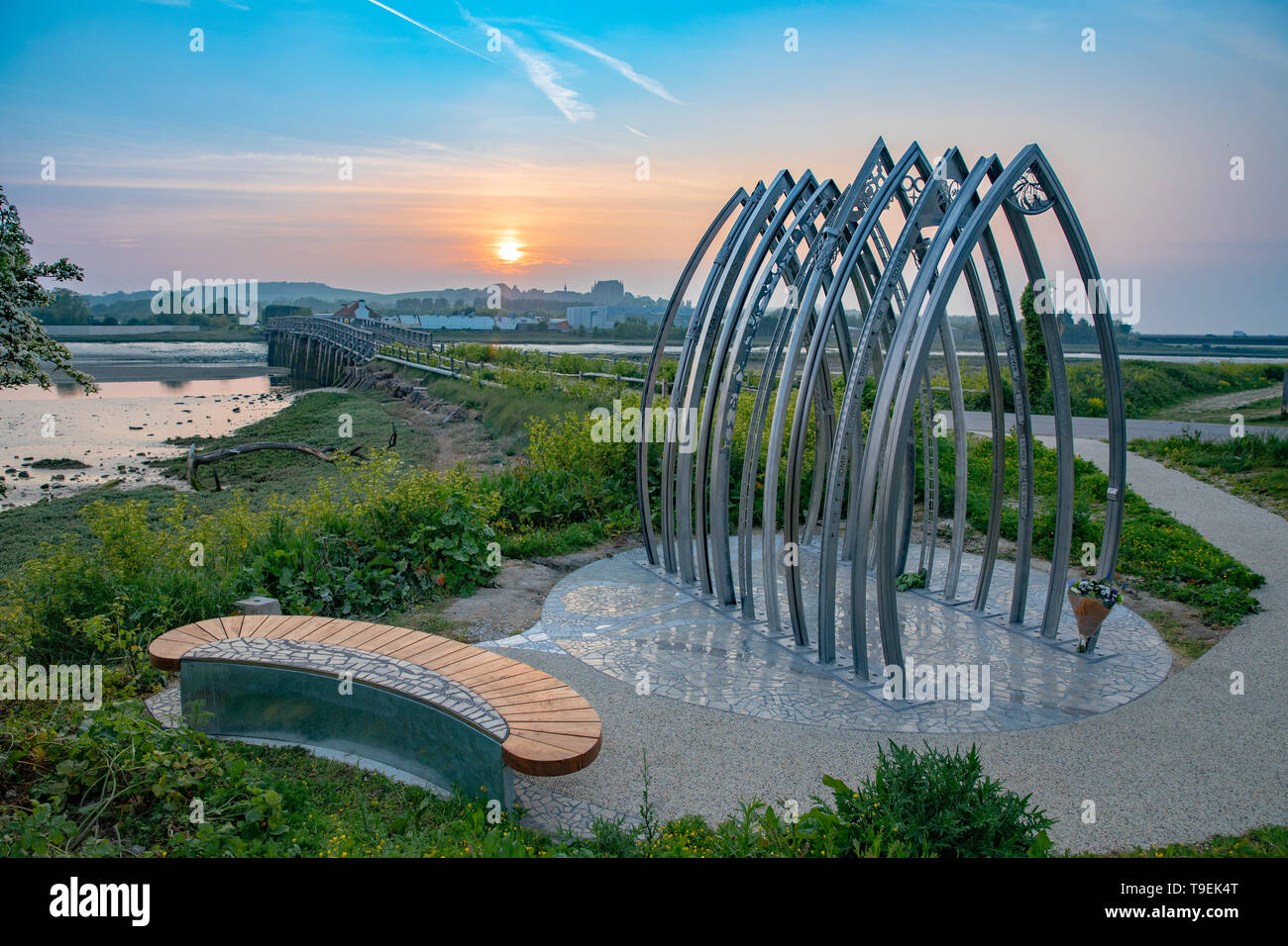 Shoreham-by-Sea, Sussex. 18 maggio 2019. Shoreham Airshow Crash 2015 Memorial al tramonto. Foto Stock