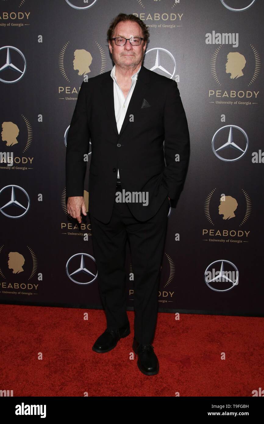 New York, NY, STATI UNITI D'AMERICA. 18 Maggio, 2019. Stephen Root al arrivi per 78annuale di Peabody Awards, Cipriani Wall Street, New York, NY Maggio 18, 2019. Credito: Jason Mendez/Everett raccolta/Alamy Live News Foto Stock