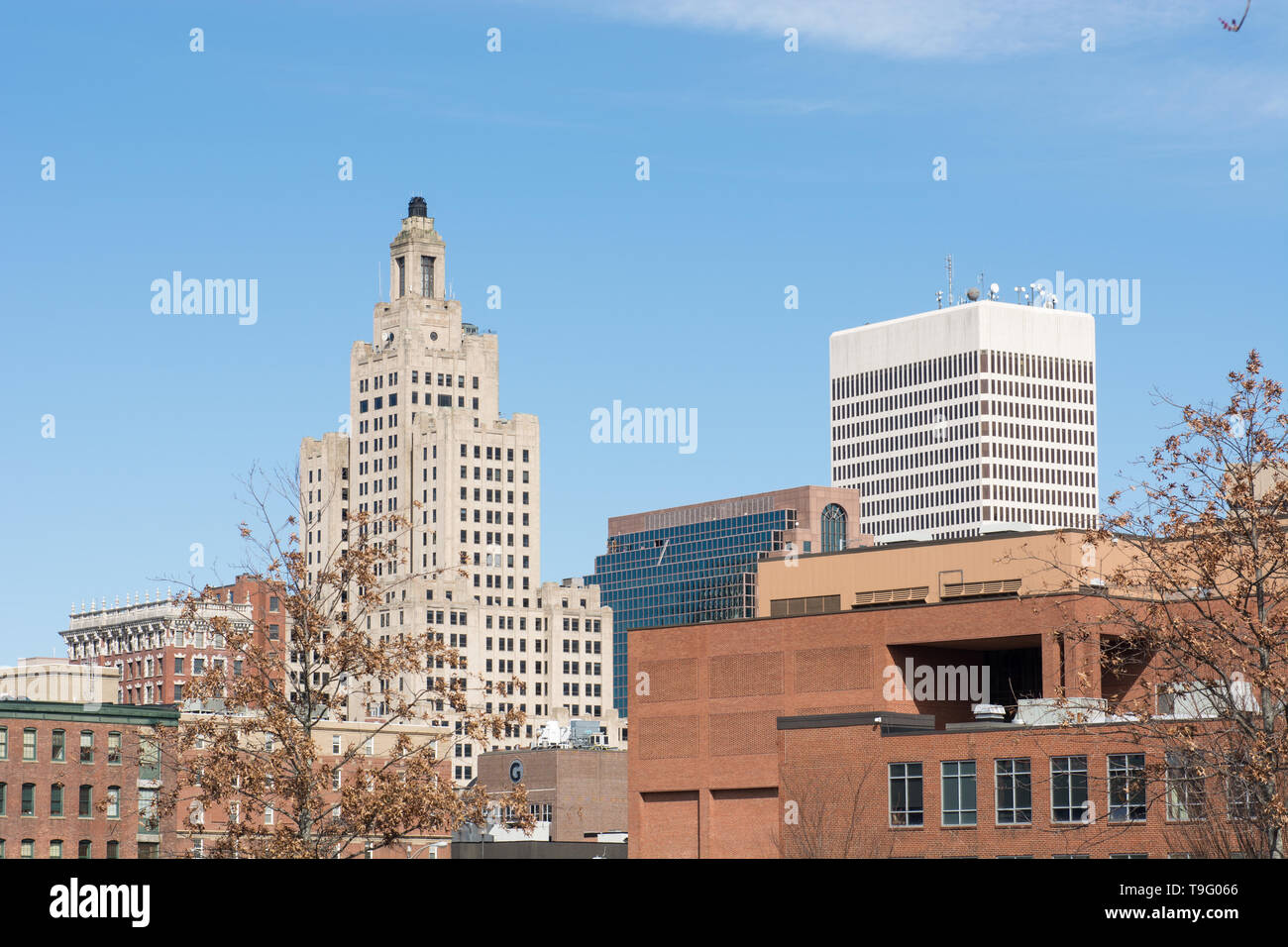 Industrial National Bank Building a Providence, USA con altri edifici intorno Foto Stock