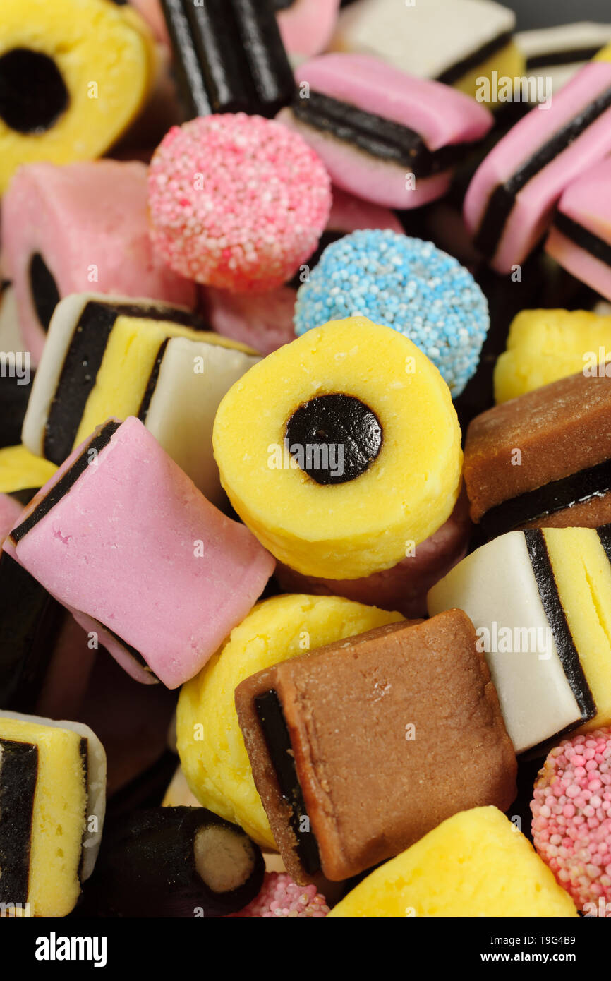 Liquirizia allsorts fondente e liquirizia dolci o caramelle Foto Stock