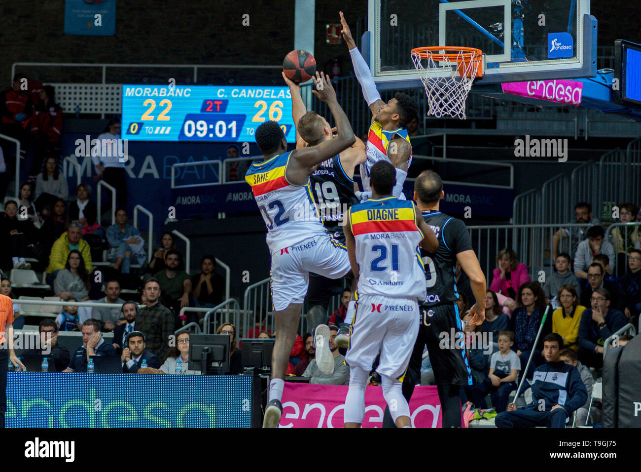 Andorra La Vella, Andorra i giocatori in azione nella Liga ACB Endesa match tra Mora Banc Andorra BC e CB Breogan , punteggio finale 91 - 87, 18 maggio 2019 Foto Stock