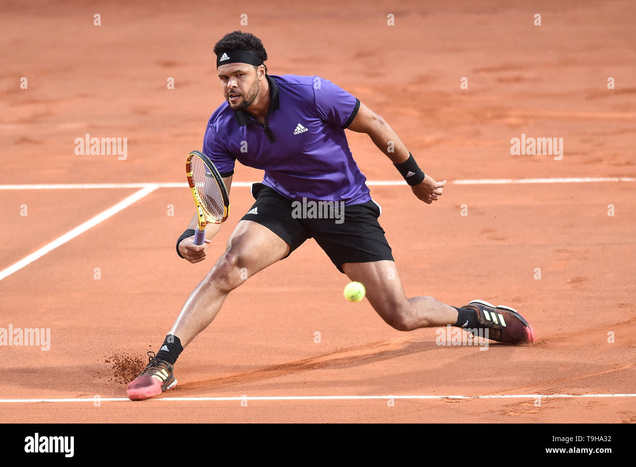 Jo-Wilfred Tsonga della Francia in azione durante il match contro Fabio Fognini d'Italia . Roma 13-05-2018 Foro Italico Internazionali BNL d'Italia It Foto Stock