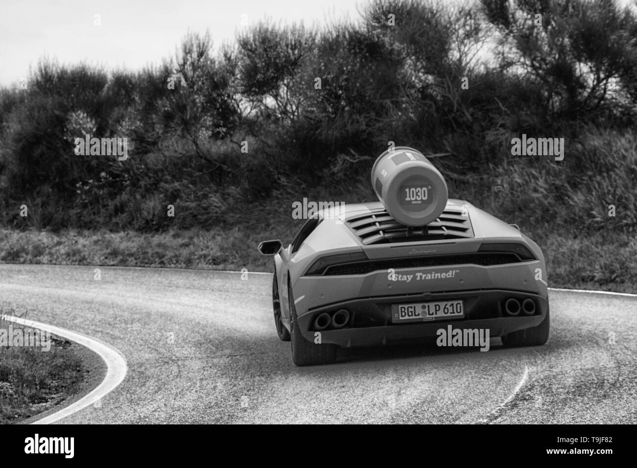 PESARO Italia - 18 Maggio 2019 : LAMBORGHINI AVENTADOR del Giro d'Italia tappa prima di 102° edizione del Giro d'Italia IN PESARO SAN BARTOLO Foto Stock