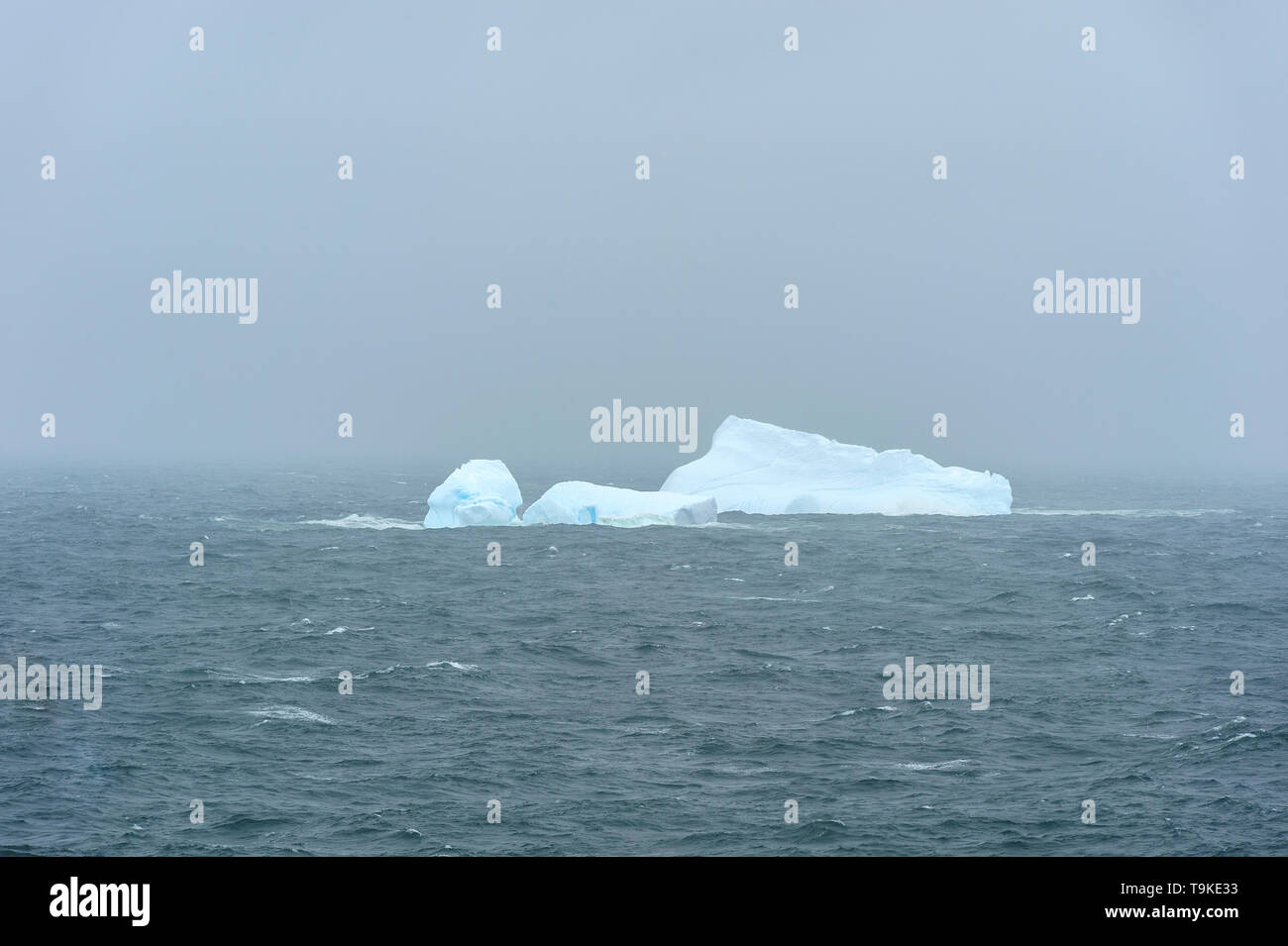 Un lone iceberg nel Nord Atlantico Foto Stock