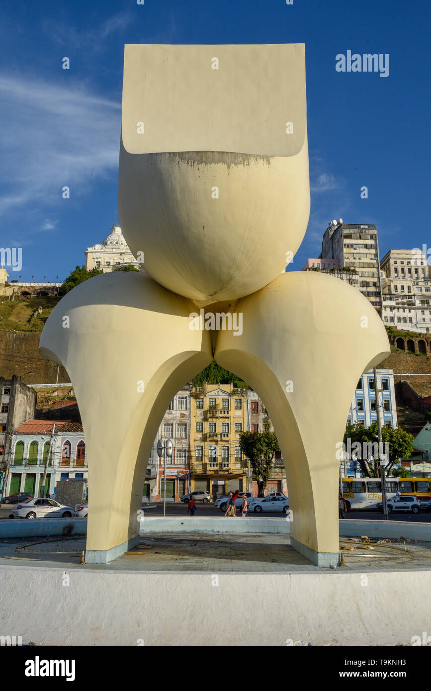 Statua moderna in città bassa a Salvador Bahia in Brasile Foto Stock