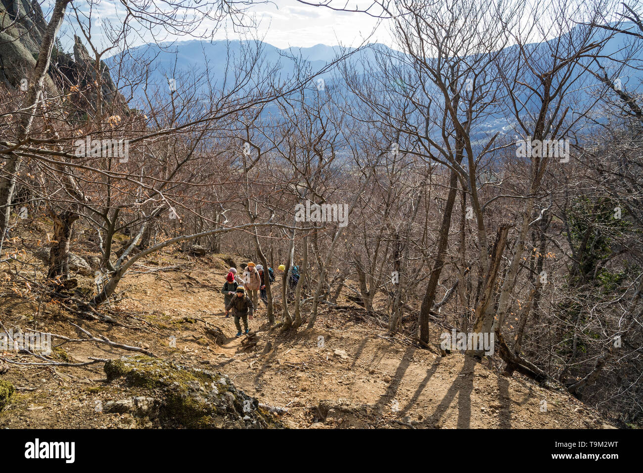 Demerdji, Repubblica di Crimea - Aprile 1, 2019: Valle dei fantasmi in mountain range Demerdzhi nei pressi di Alushta sulla penisola di Crimea Foto Stock