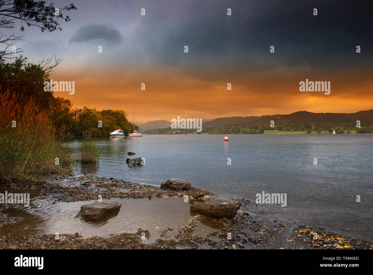 Ullswater nel Parco Nazionale del Distretto dei Laghi, Cumbria, Inghilterra. Regno Unito Foto Stock