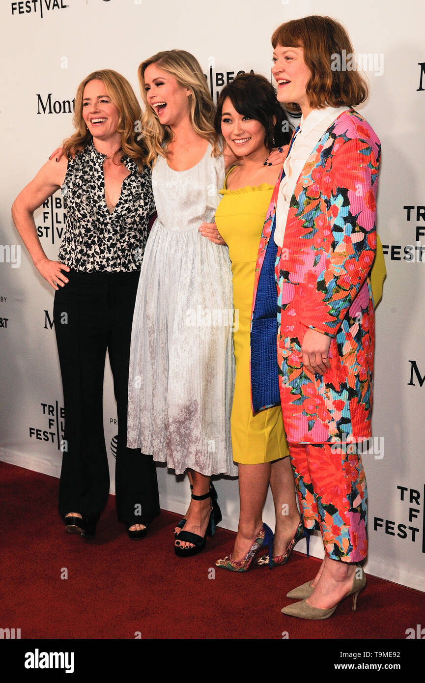 NEW YORK, NY - 29 aprile: Elizabeth Shue, Erin Moriarty, Karen Fukuhara e Colby Minifle partecipare a "Tribeca TV: i Boys' durante il 2019 Tribeca Film Fe Foto Stock