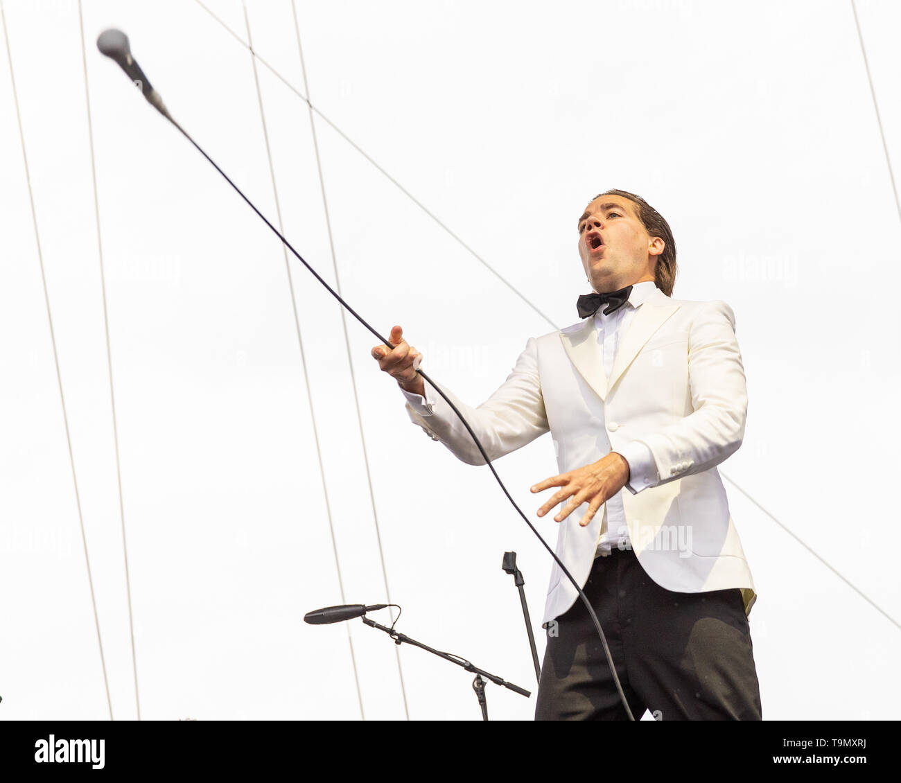 19 maggio 2019 - Columbus, Ohio, Stati Uniti - HOWLIN' PELLE ALMQVIST (PER ALMQVIST) degli alveari durante il tempio Sonic Music Festival presso il MAPFRE Stadium di Columbus, Ohio (credito Immagine: © Daniel DeSlover/ZUMA filo) Foto Stock