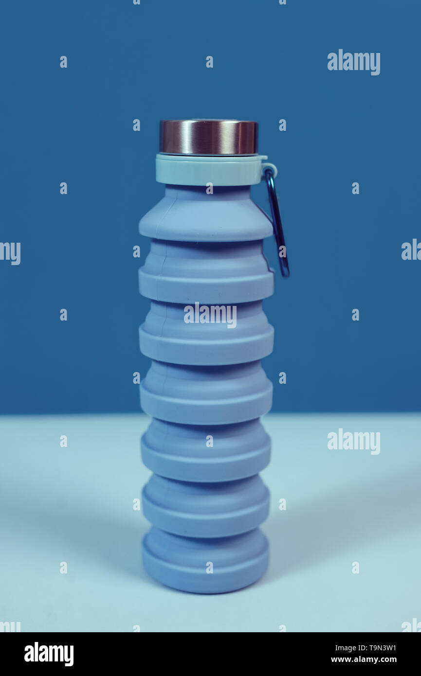 Una cassaforte acqua riutilizzabile bottiglia Foto Stock