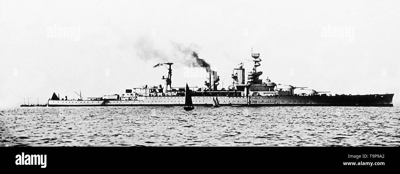 Royal Navy HMS Repulse Foto Stock