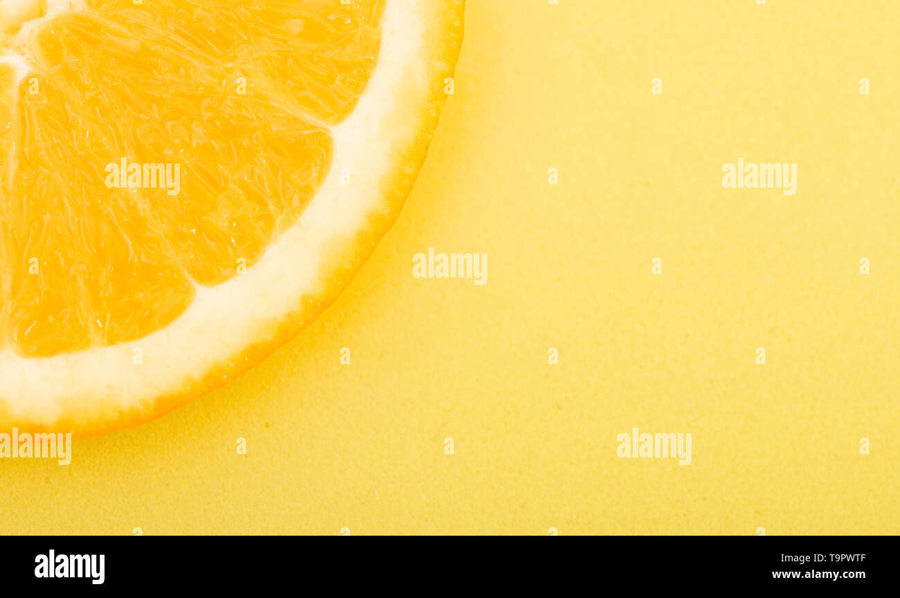 Vista dall'alto di un frammento della frutta di arancia fetta close up Foto Stock