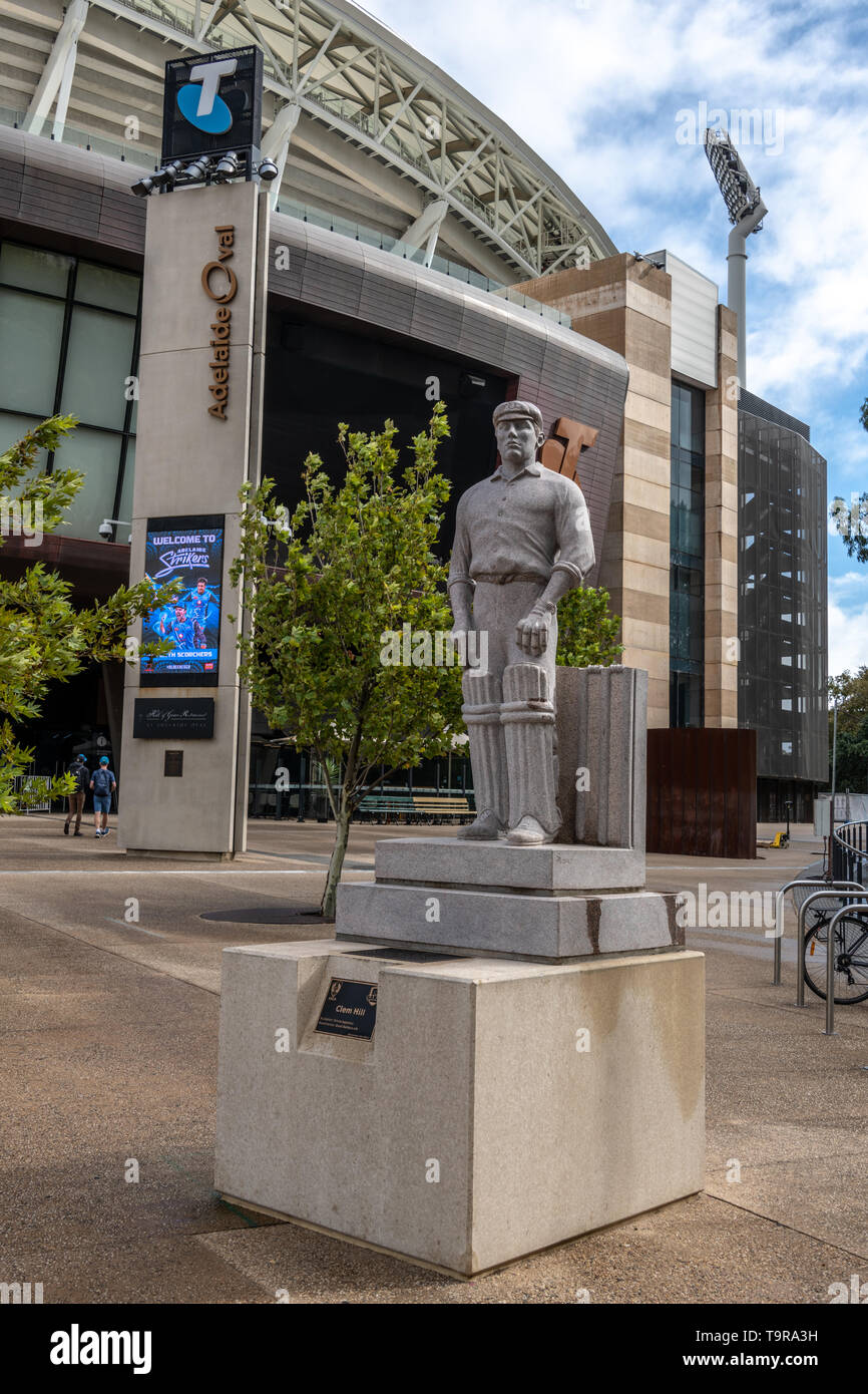 Statua fuori Adelaide Oval Cricket Ground Foto Stock