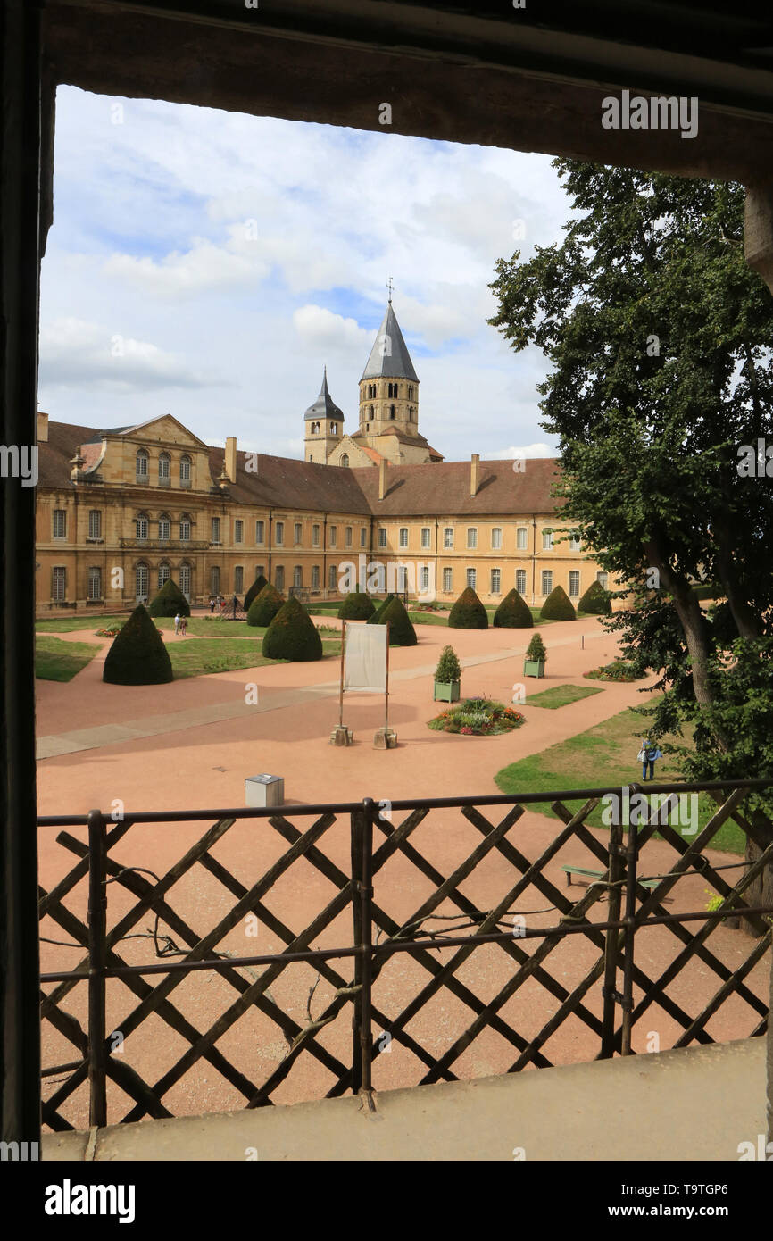 L'Abbaye de Cluny. FondŽe EN 909 910 unità organizzativa. La Francia. / Abbazia di Cluny. Cluny fu fondata nel 910. La Francia. Foto Stock