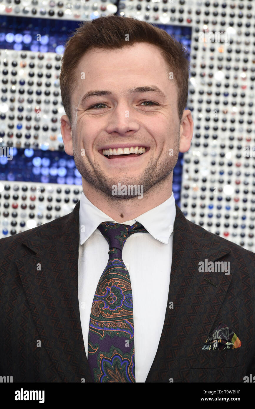 Londra, Regno Unito. Il 20 maggio 2019. Londra, Regno Unito. 20 maggio 2019: Taron Egerton arriva per la 'Rocketman' UK premiere nel quadrato di Leicester, Londra. Immagine: Steve Vas/Featureflash Credito: Paul Smith/Alamy Live News Foto Stock