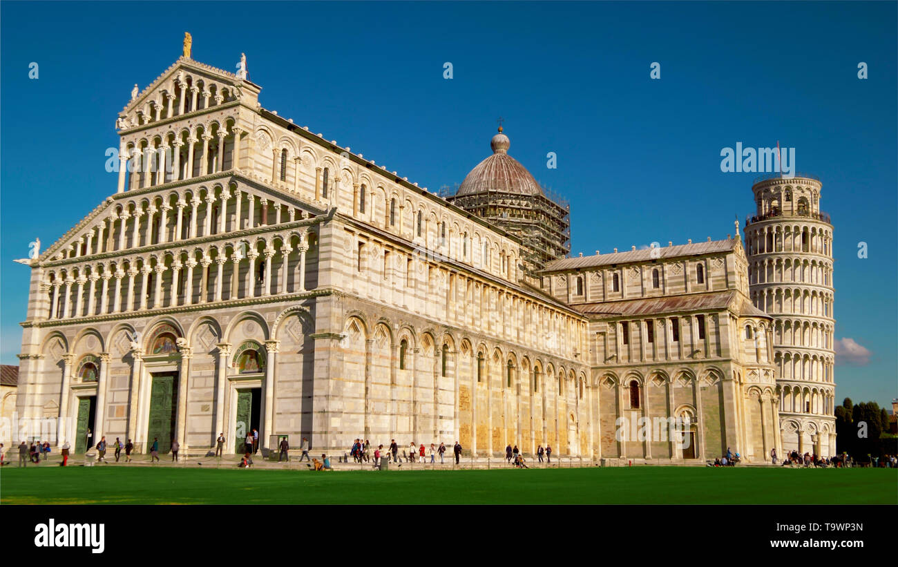 Torre di Pisa e dalla cattedrale in Italia Foto Stock