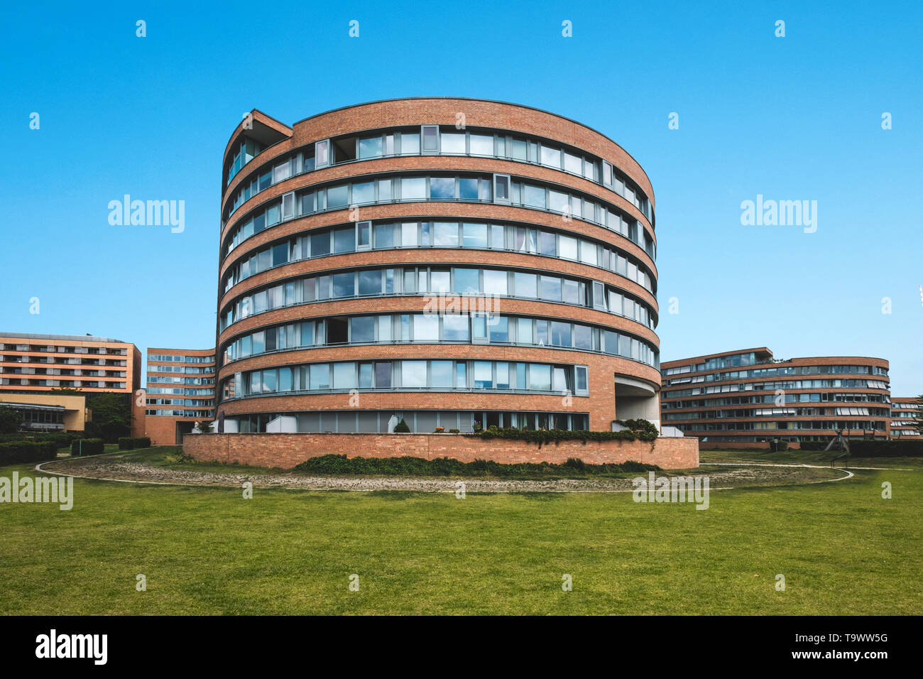 Modern real estate esterno, appartamento facciata di edificio Foto Stock