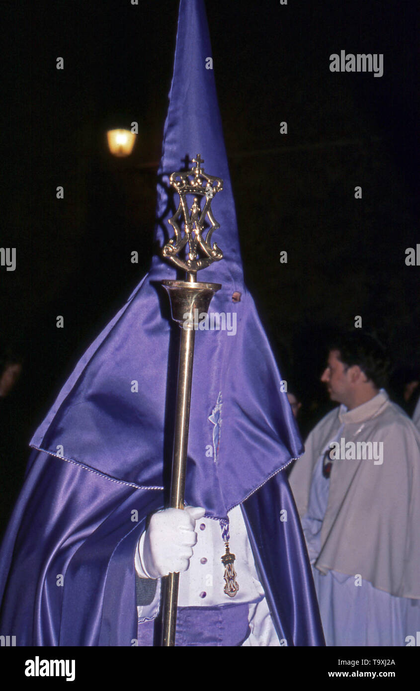 Alghero, Sardegna, Italia. Settimana Santa processione(scansionata da Fujichrome Velvia) Foto Stock