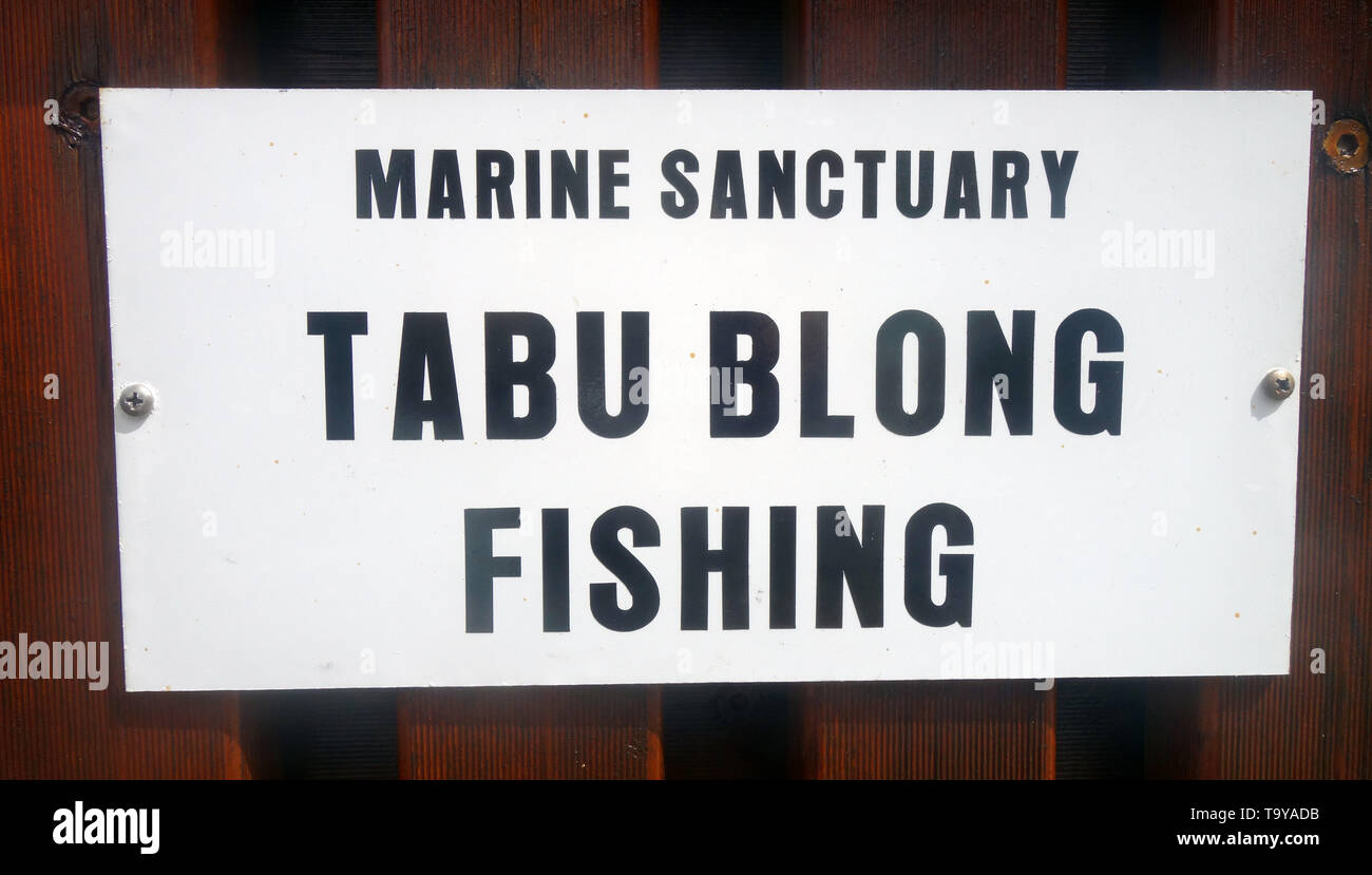 Marine Sanctuary segno dicendo no la pesca in Bislama, Efate, Vanuatu. N. PR Foto Stock