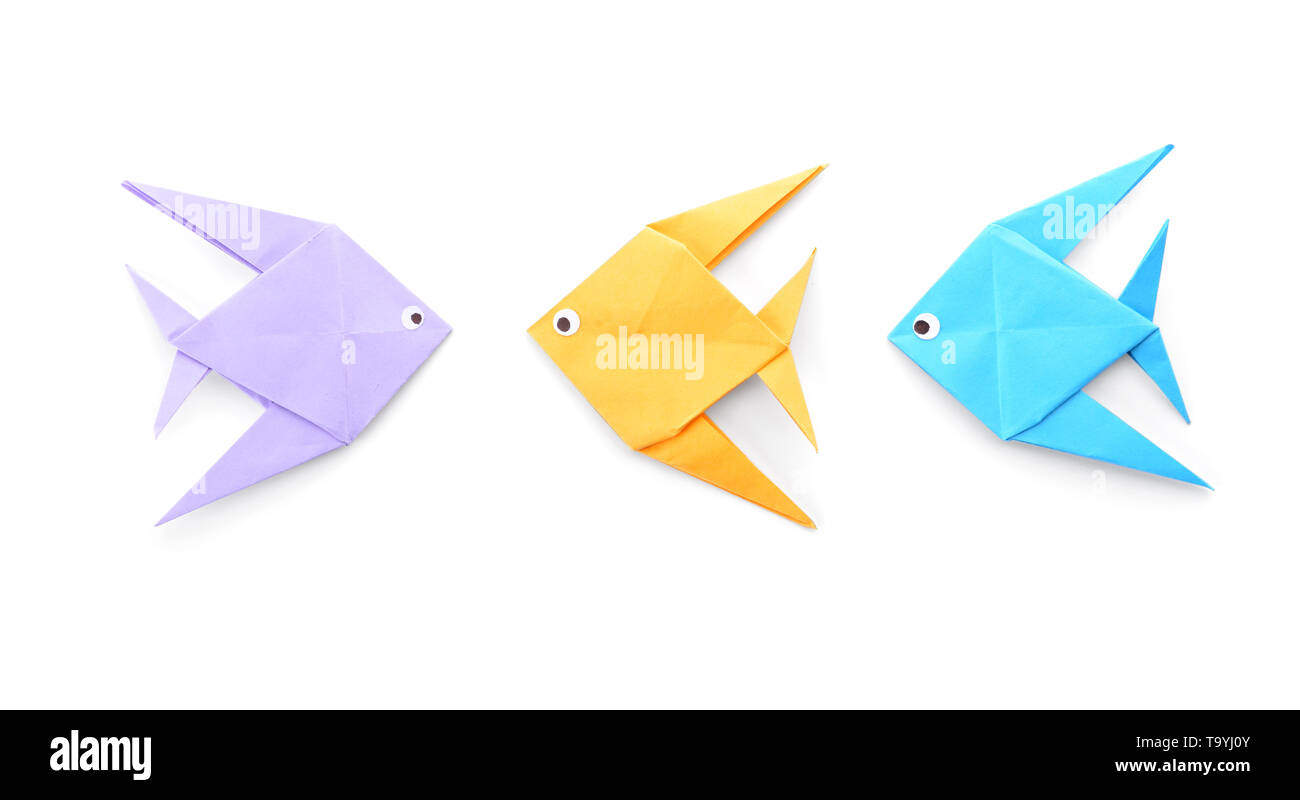 Origami fish immagini e fotografie stock ad alta risoluzione - Alamy