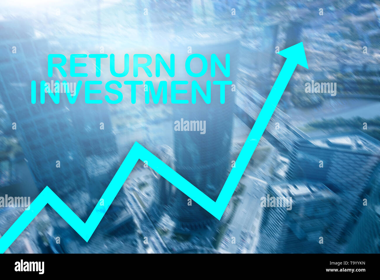 ROI - ritorno degli investimenti. La borsa e la crescita finanziaria concetto sul business sfocata sullo sfondo al centro. Foto Stock