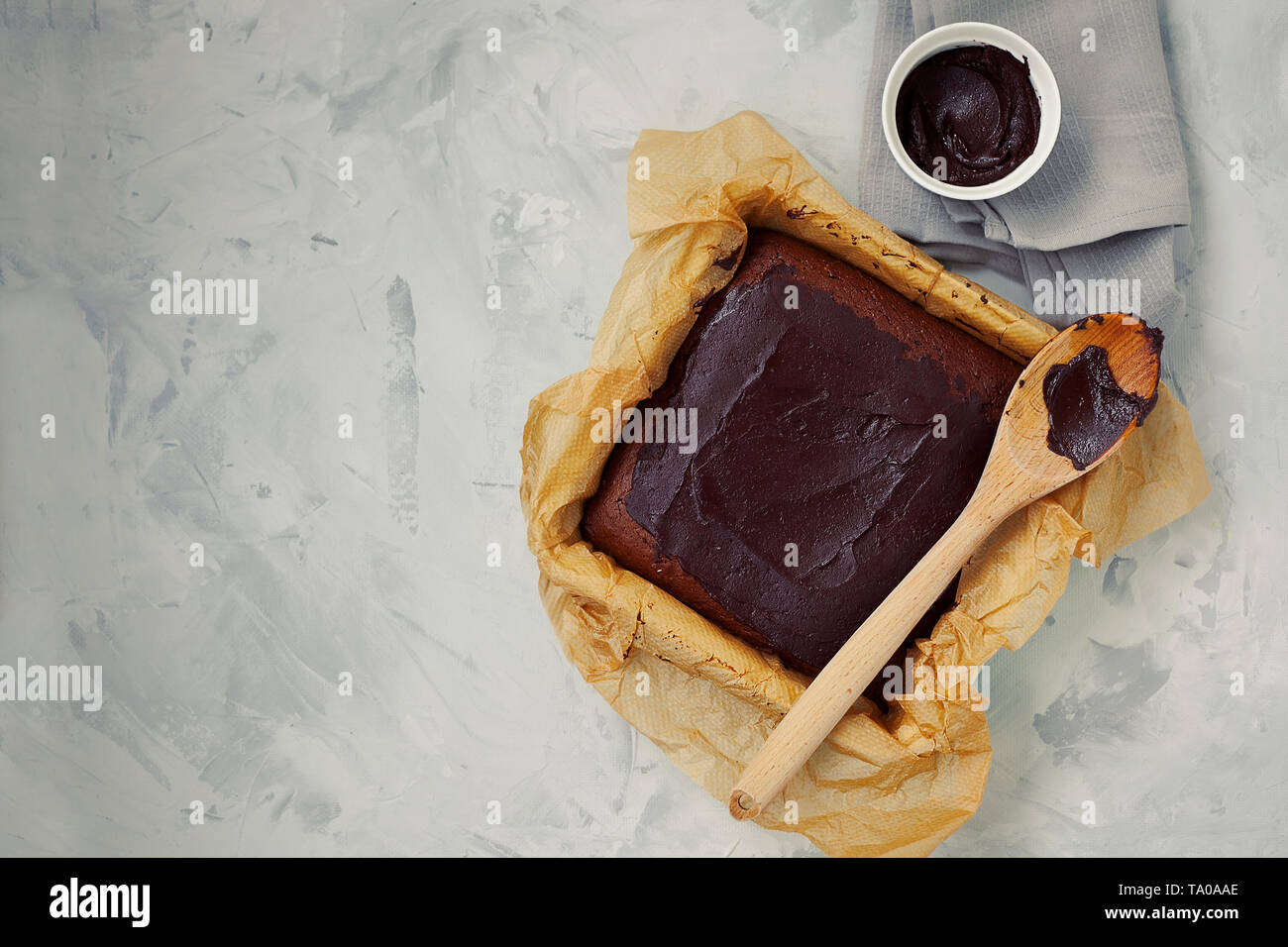 Deliziosi vegano sano moist dark brownie al cioccolato dessert o pan di spagna Foto Stock