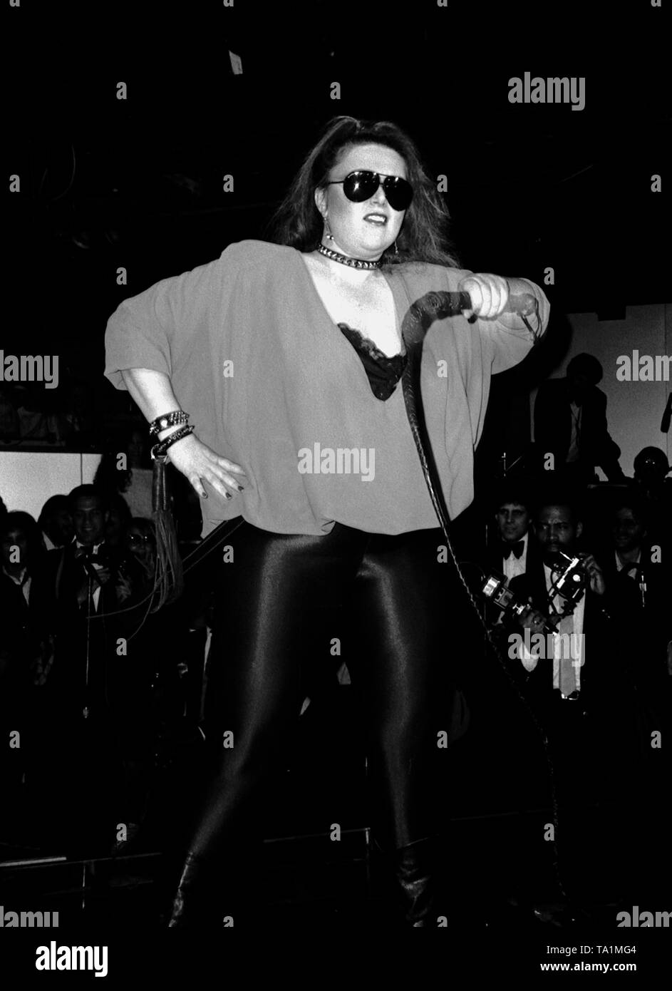 Baby Jane Dexter figurante in un Tony Chase Fashion Show presso il Red Parrot discoteca in New York City. Maggio 1982. Credito: Walter McBride/MediaPunch Foto Stock