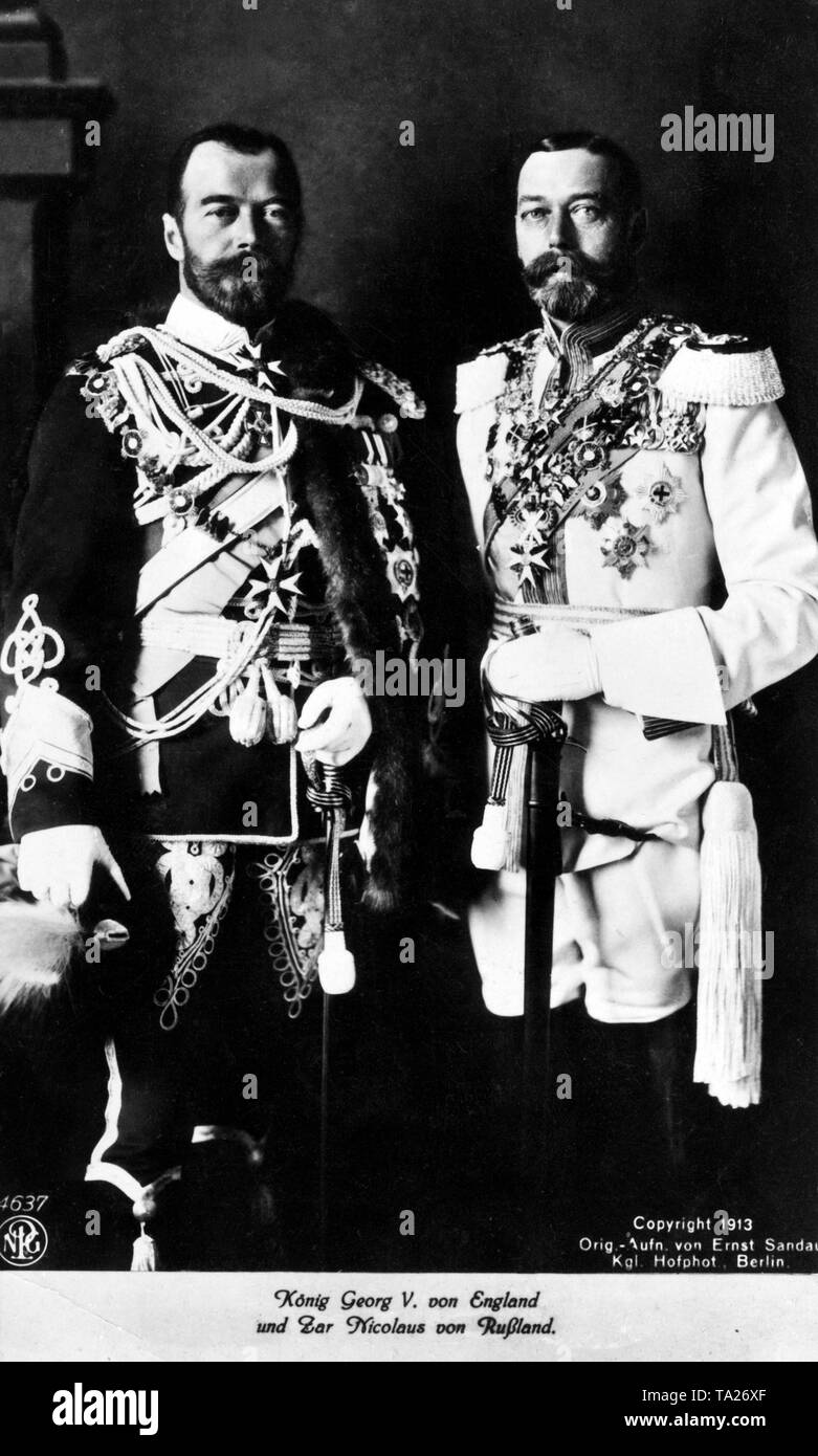 Lo Zar Nicola II di Russia e il re Giorgio V del Regno Unito nel loro ultimo incontro nel 1913. Foto Stock