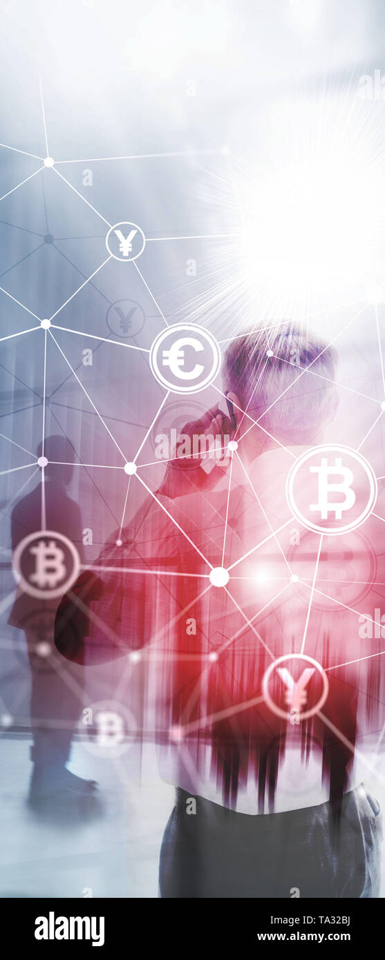 Panorama verticale Banner. Doppia esposizione e Bitcoin blockchain concetto. Economia Digitale e currency trading Foto Stock
