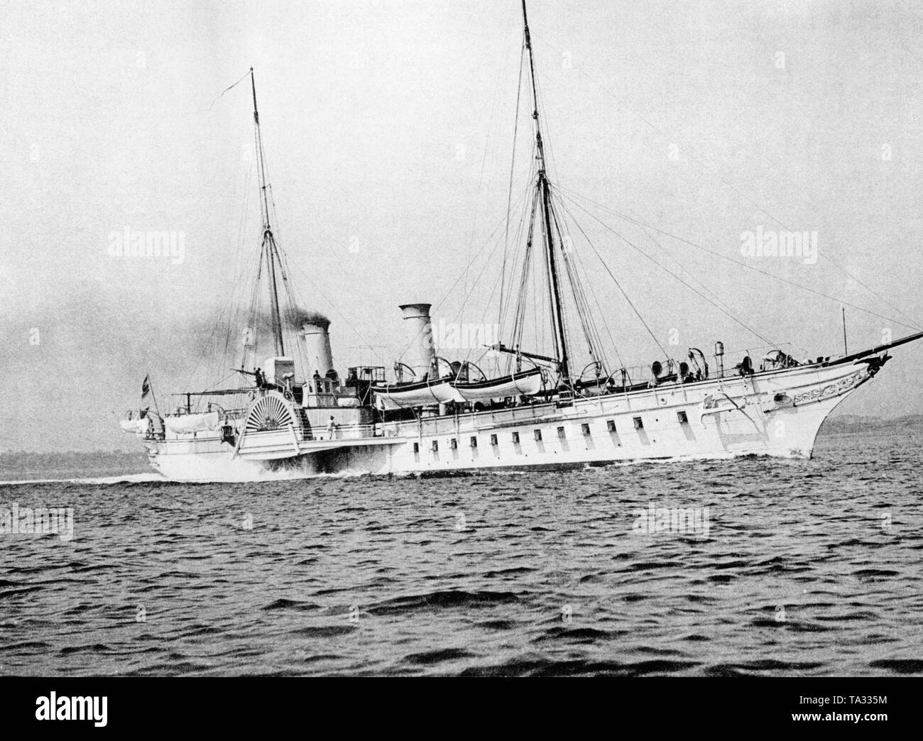 Il primo "Hohenzollern" è stato lo yacht degli imperatori Tedeschi. L'obsoleto prima "Hohenzollern" è stato rinominato 'Kaiseradler' nel 1892, lanciato e successivamente demoliti. Foto Stock