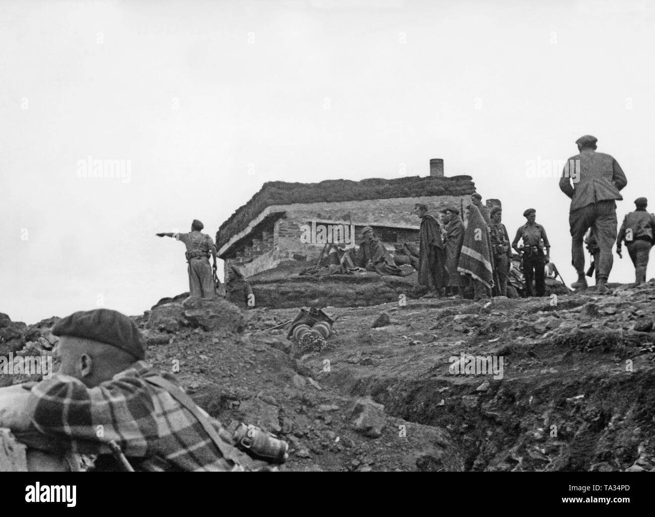Foto di un bunker costruito per la difesa dalle truppe repubblicane sul Monte Cardenosa vicino a Santander, Cantabria, Spagna, che fu occupata dai soldati spagnoli in estate di 1937. Foto Stock