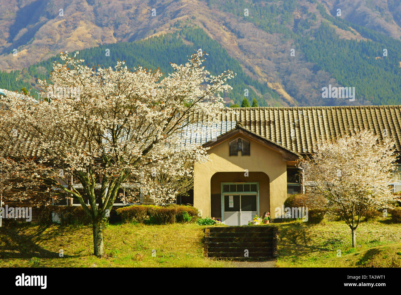 L'Aso Folkschool, Prefettura di Kumamoto, Giappone Foto Stock
