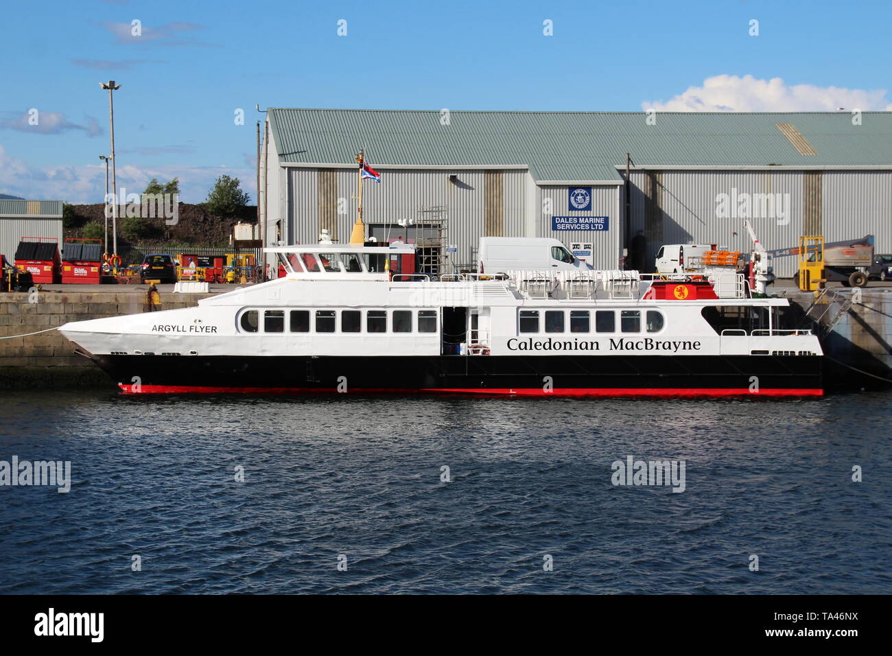 MV Argyll Flyer, a James Watt Dock a Greenock, sportive il suo nuovo Caledonian MacBrayne livrea. Foto Stock