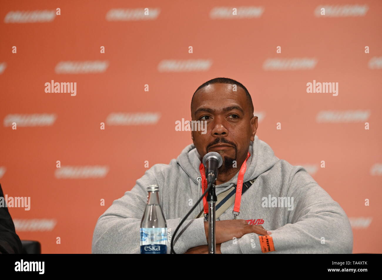 Toronto , Canada - 21 maggio 2019; David Rogier, co-fondatore e CEO, masterclass, sinistra e Timbaland, produttore e artista, Mosley Music Group, sul Q&A ST Foto Stock