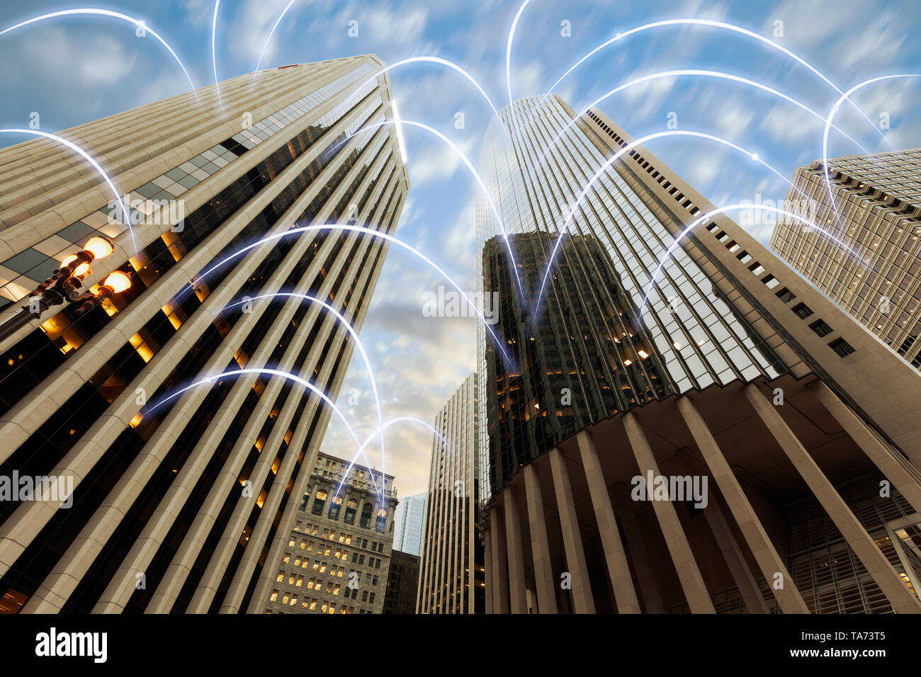 Immagine concettuale di dati digitali che scorre Foto Stock