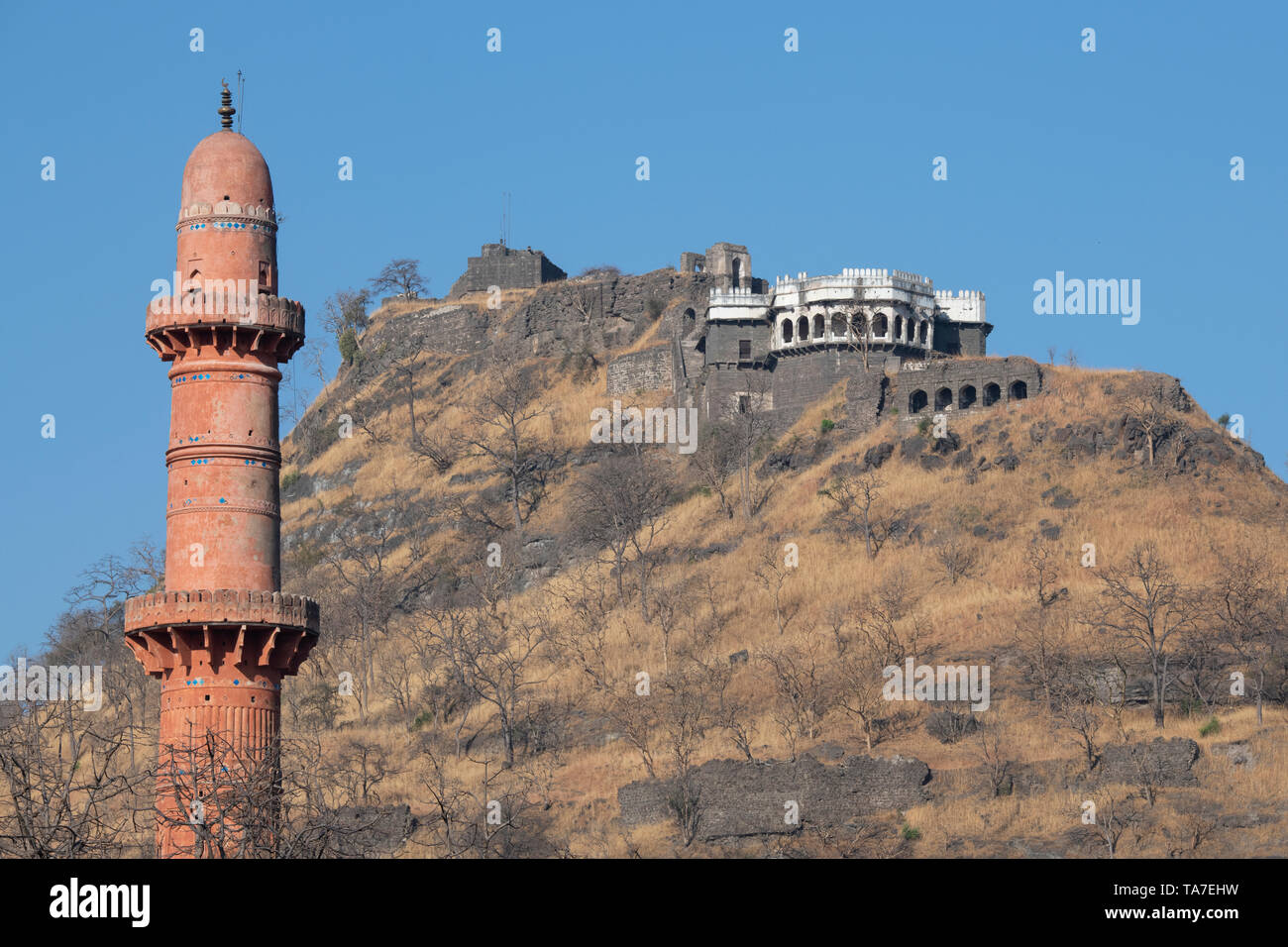 India, nello Stato di Maharashtra, Aurangabad, Daulatabad, Daulatabad Fort aka Deogiri (Collina degli dèi) c. Il XIII secolo. Uno dei migliori del mondo conservati Foto Stock