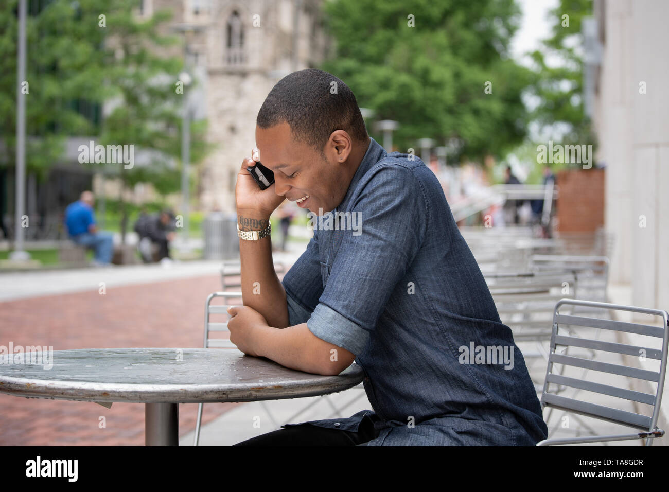African American uomo in Philadelphia, 19 anni Foto Stock