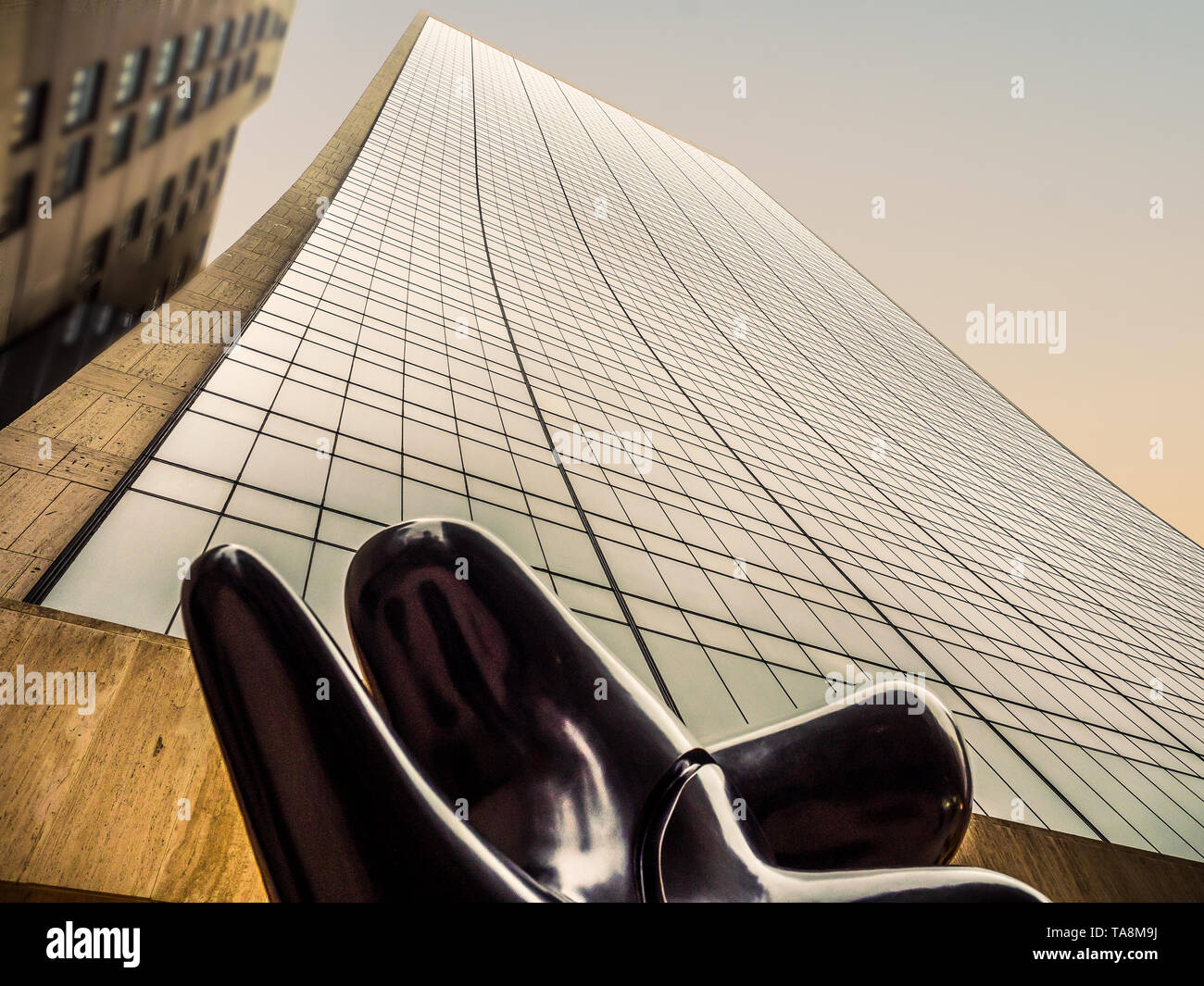 La facciata curva nel centro cittadino di Manhattan, a New York City Foto Stock