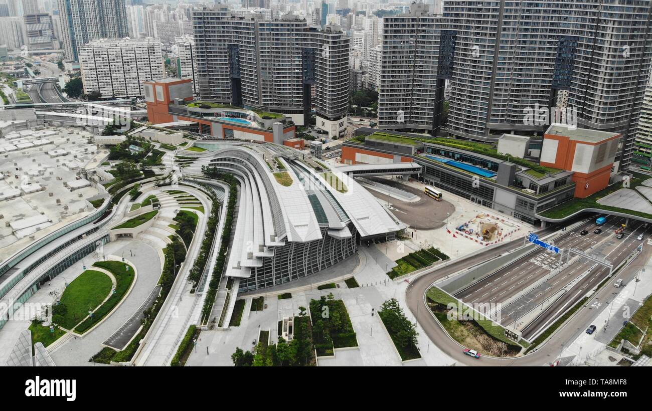 West Kowloon Station exteior, alta velocità ferroviaria hong kong a Shenzhen, parte di Guangzhou-Shenzhen-Hong Kong Express Rail Link Foto Stock