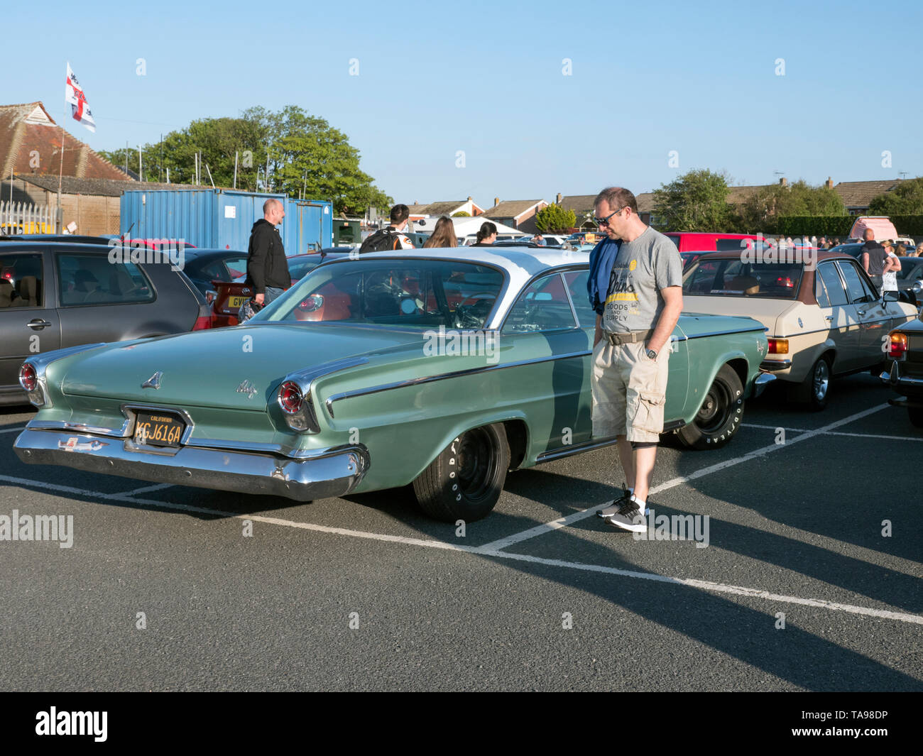 Anni sessanta Dodge American classic car a car show in Kent Foto Stock