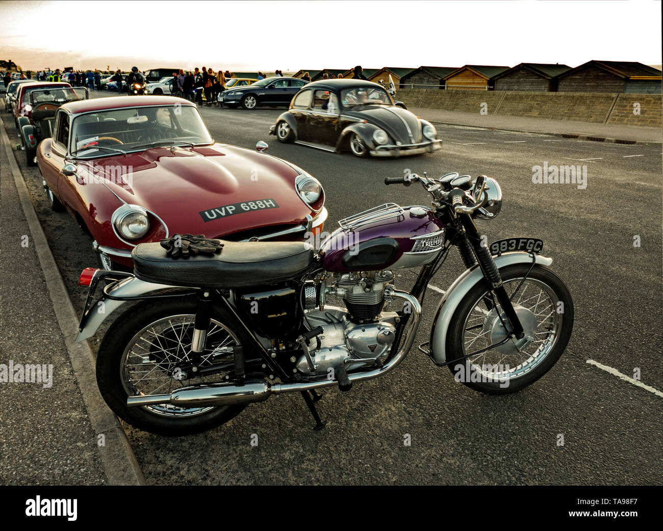 1963 Trofeo Triumph motocicletta in corrispondenza di un auto classica raccolta 'Classic & Chips" nella baia di Minnis Birchington Kent REGNO UNITO 21/05/2019 Foto Stock