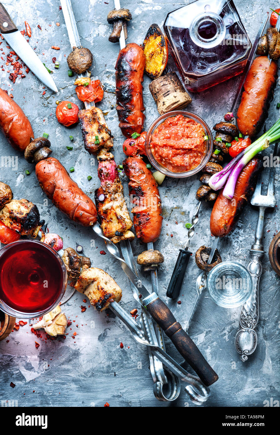 Salsiccia alla griglia turca immagini e fotografie stock ad alta  risoluzione - Alamy