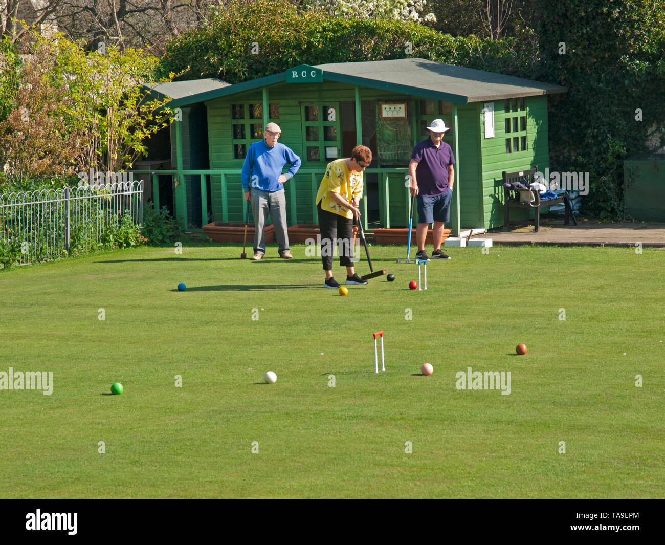 Croquet nel grazioso villaggio di Rottingdean Foto Stock