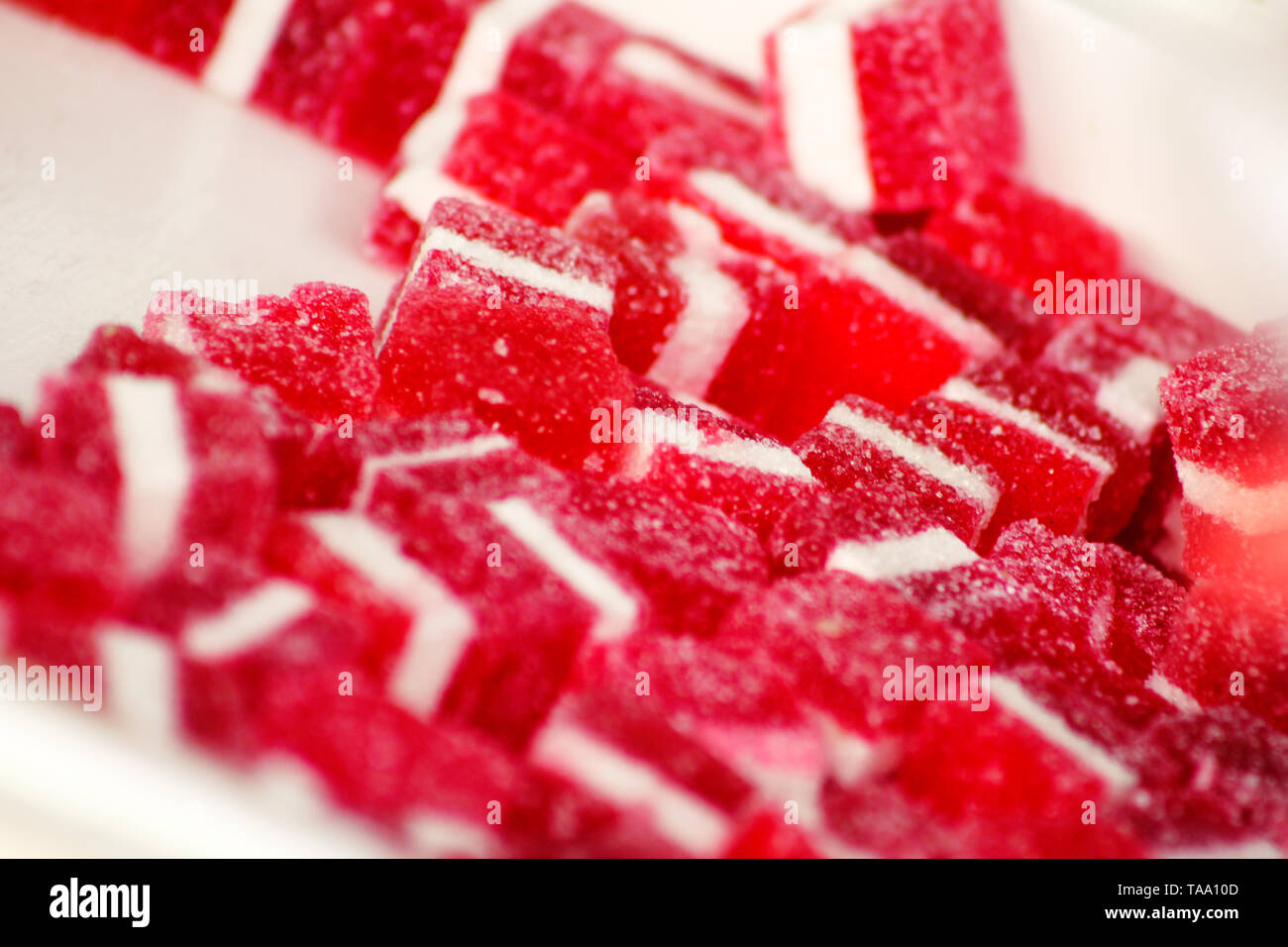 Molti gelatina dolce fragole rosso caramella di frutta caramelle