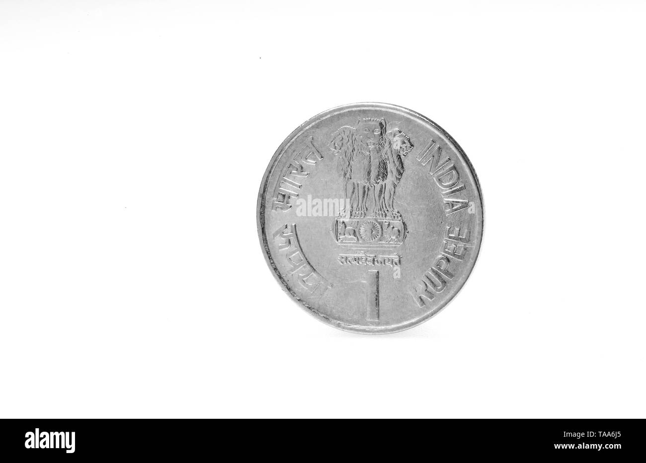 Una rupee coin su sfondo bianco, India, Asia, 1995 Foto Stock