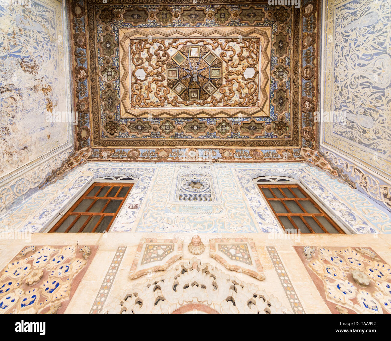 Ornato soffitto in Beiteddine Palace, Libano Foto Stock