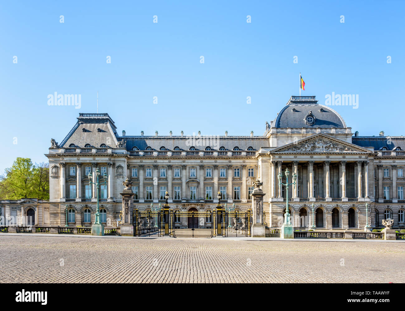 Ala Est del Palazzo Reale di Bruxelles, il palazzo ufficiale del re e la regina dei belgi nel centro storico di Bruxelles, Belgio. Foto Stock