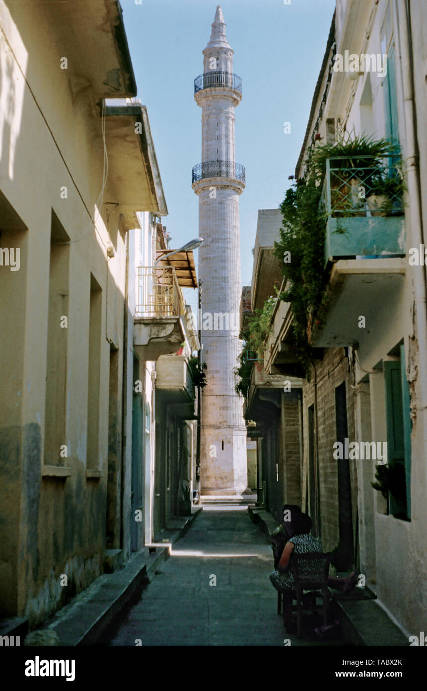 Minareto della moschea Neratze, visto da H. Trikoupi, Rethymnon, Creta, Grecia, 1979 Foto Stock