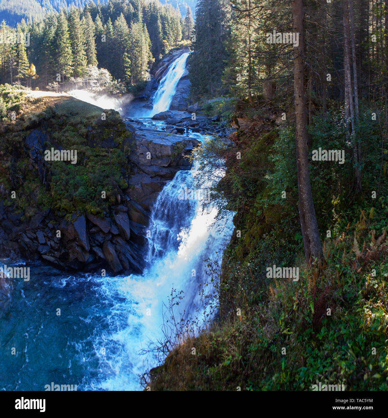 Austria, Alti Tauri Parco Nazionale, cascate di Krimml, metà cade Foto Stock