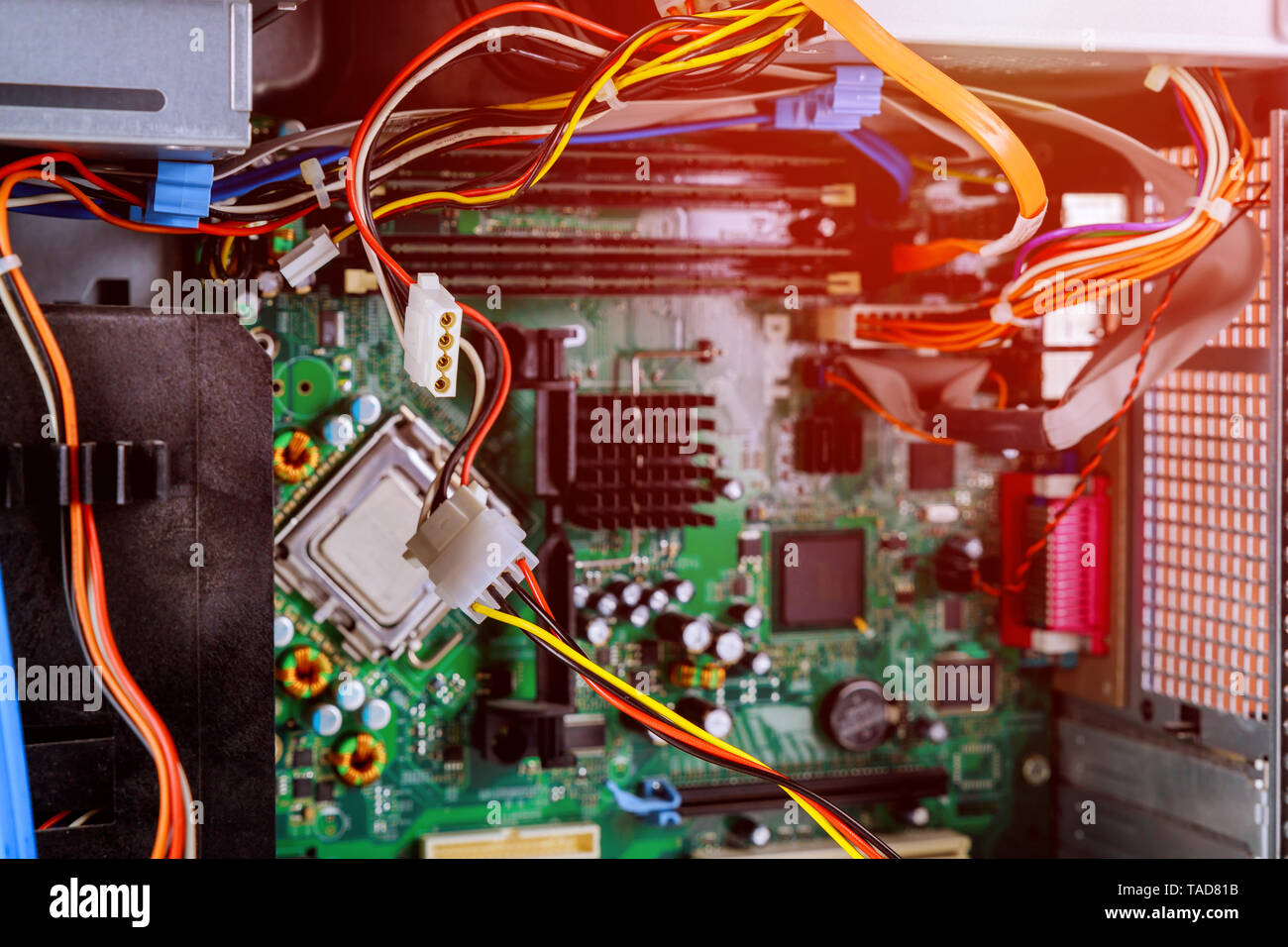 Servizio elettronica computer sul posto di lavoro della riparazione di computer Foto Stock